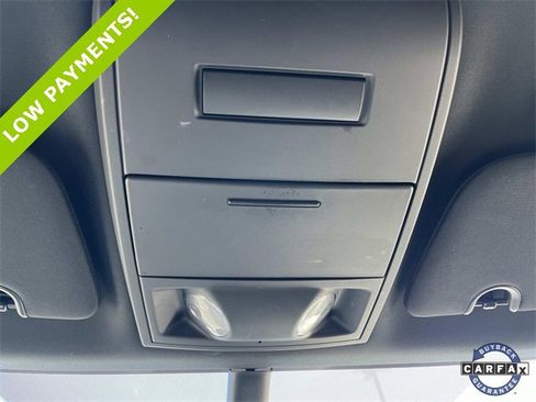 Certified 2018 Dodge Grand Caravan SE image 33