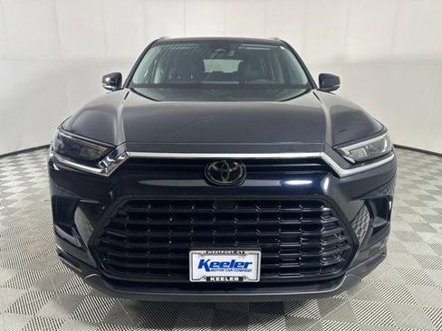 Used 2024 Toyota Grand Highlander AWD image 2