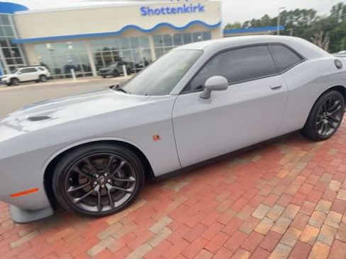 Used 2021 Dodge Challenger R/T Scat Pack RWD image 6