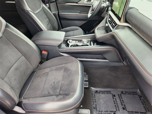Used 2025 Ford Explorer ST RWD image 20