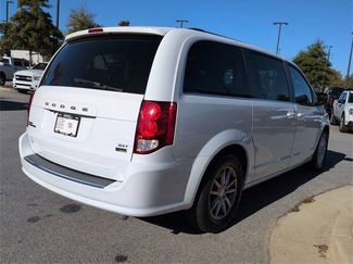 Certified 2019 Dodge Grand Caravan SXT video 4