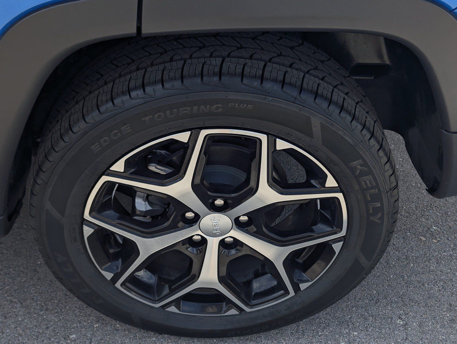 Used 2024 Jeep Compass Limited AWD/4WD image 7