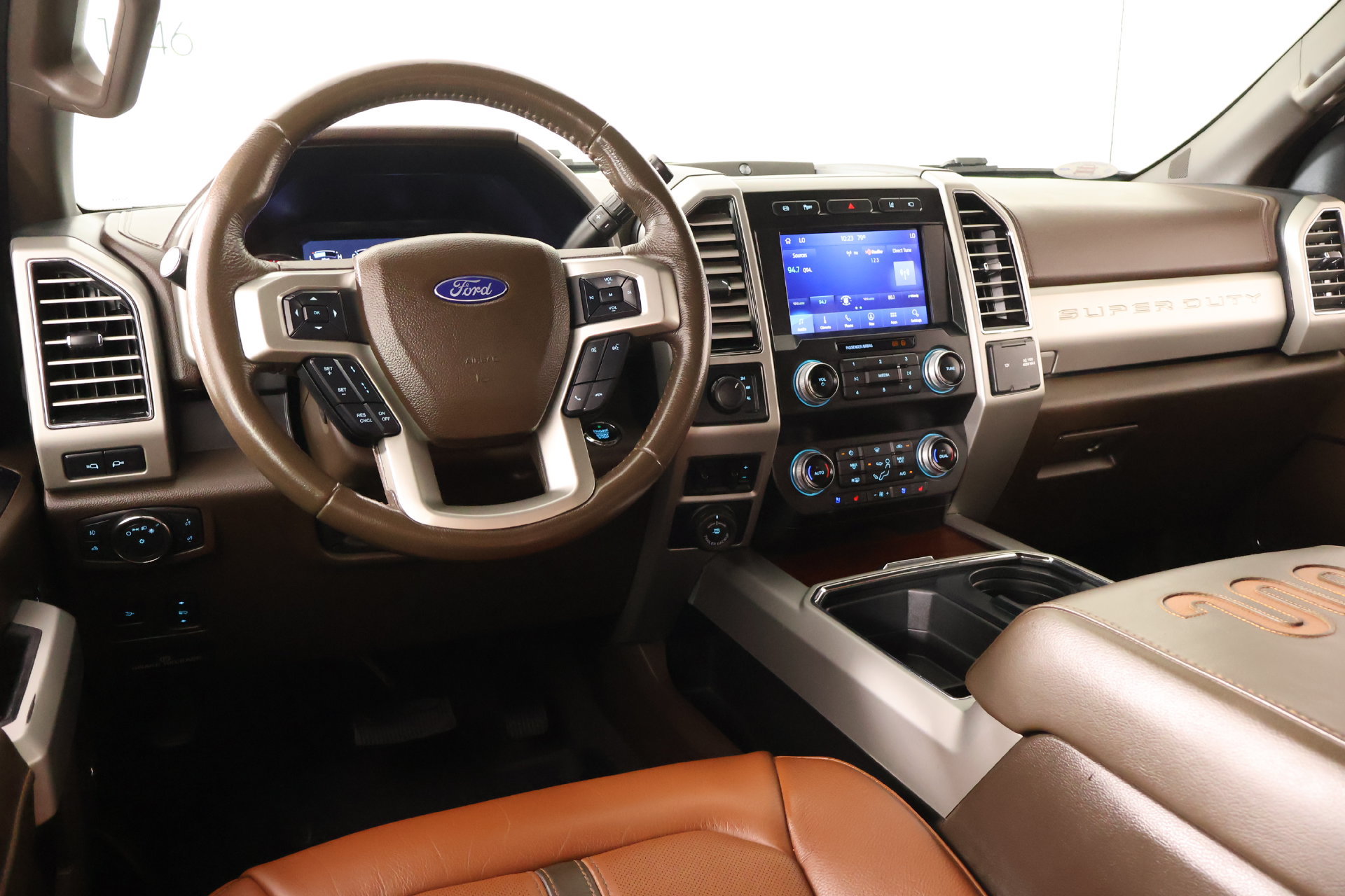 Used 2021 Ford F350 King Ranch AWD/4WD image 2