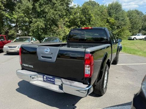 Used 2010 Nissan Frontier XE w/ XE Preferred Pkg RWD image 6