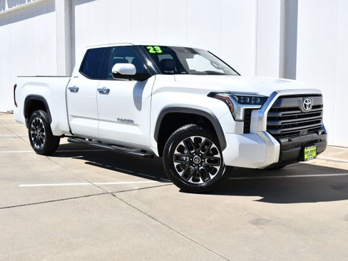 Used 2023 Toyota Tundra Limited AWD/4WD image 2