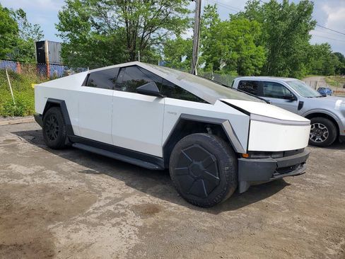 Used 2024 Tesla Cybertruck AWD Crew Cab image 1