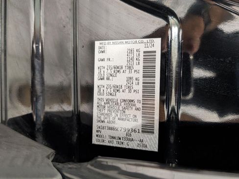Used 2025 Nissan Rogue SV AWD/4WD image 27