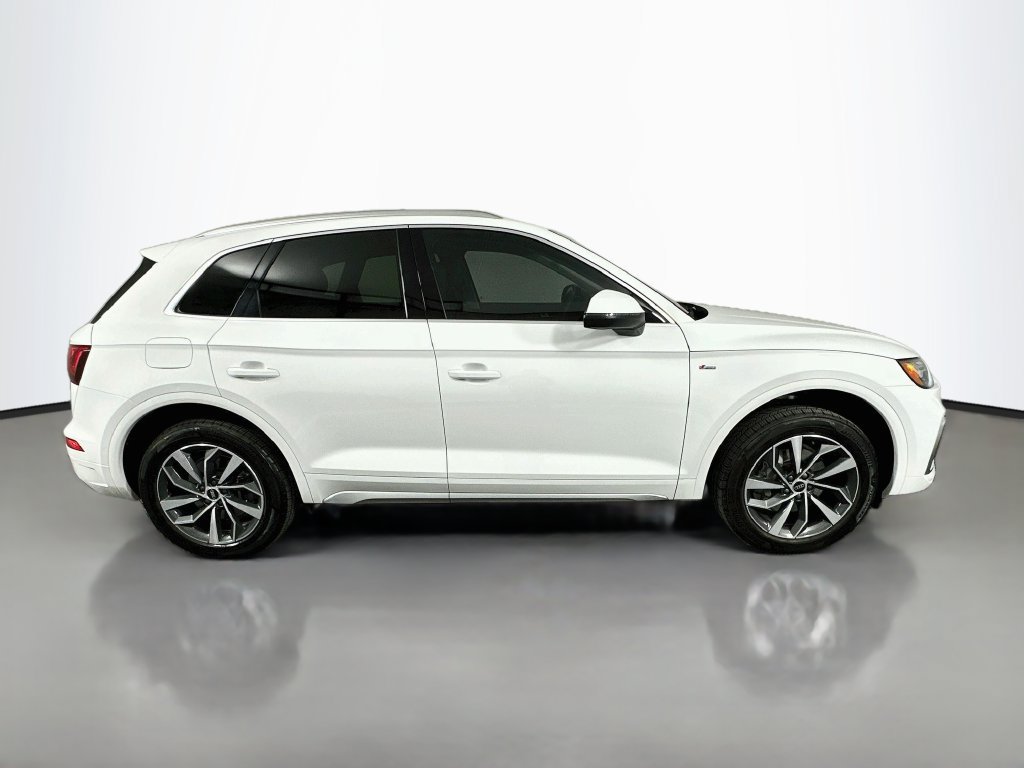 Used 2023 Audi Q5 2.0T Premium Plus w/ Premium Plus Package AWD/4WD image 4