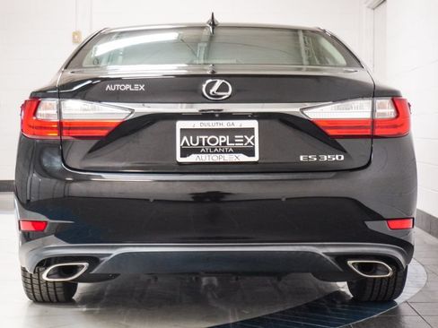 Used 2018 Lexus ES 350 w/ Luxury Package w/Wood Trim FWD image 13
