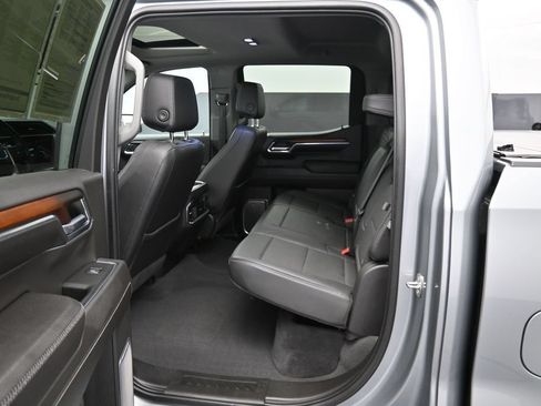 Used 2024 GMC Sierra 1500 Denali w/ Denali Reserve Package AWD/4WD image 12