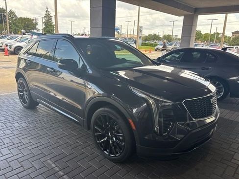 Certified 2022 Cadillac XT4 Sport w/ Comfort Package AWD/4WD image 1
