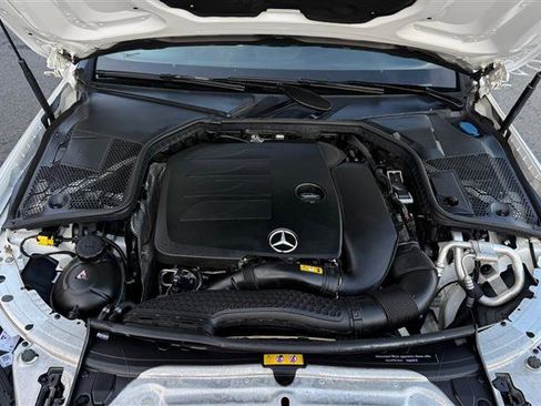 Used 2019 Mercedes-Benz C 300 Coupe image 4