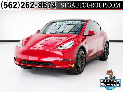 Used 2023 Tesla Model Y Long Range AWD/4WD image 1