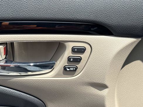 Used 2020 Honda Pilot Touring image 22
