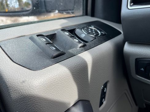 Used 2022 Ford F250 XLT image 28