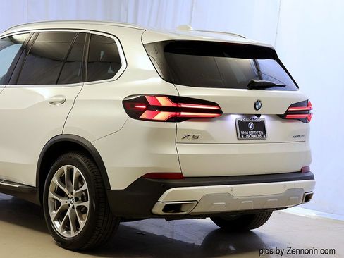 Certified 2024 BMW X5 xDrive40i w/ Premium Package image 8