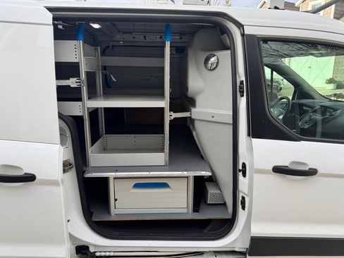 Used 2015 Ford Transit Connect XL image 18