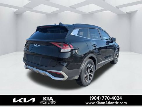Used 2025 Kia Sportage EX w/ Premium Package FWD image 3