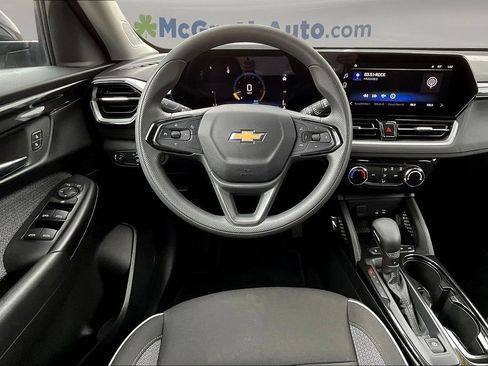 Used 2025 Chevrolet TrailBlazer LT image 9