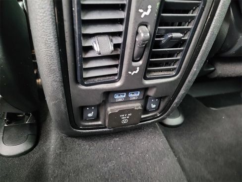 Used 2024 Dodge Durango GT image 12