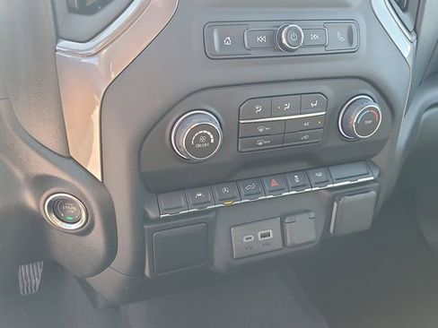 New 2026 Chevrolet Silverado 1500 Custom image 31