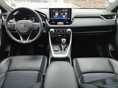 Used 2020 Toyota RAV4 XSE w/ XSE Grade Weather Package AWD/4WD image 14