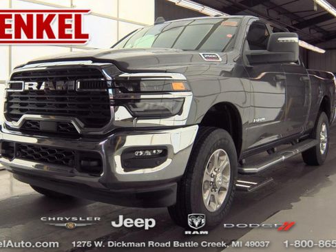 Used 2025 RAM 2500 Big Horn AWD/4WD image 1