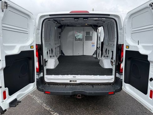 Used 2016 Ford Transit 150 130 Low Roof RWD image 32