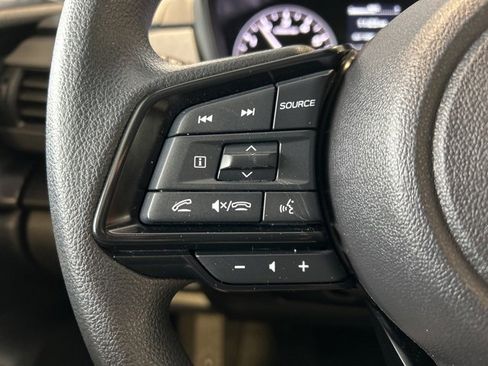 Used 2025 Subaru Crosstrek 2.0i Premium image 12