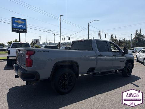 Used 2025 Chevrolet Silverado 2500 Custom w/ Custom Value Package AWD/4WD image 6