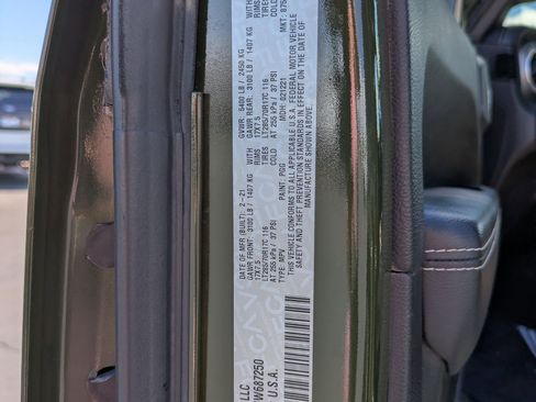 Used 2021 Jeep Wrangler Rubicon AWD/4WD image 32