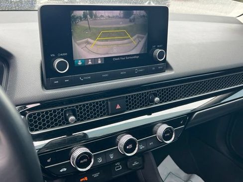 Used 2022 Honda Civic EX image 16