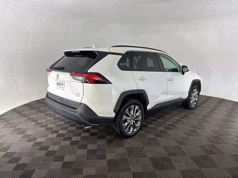 Used 2019 Toyota RAV4 XLE Premium w/ All Weather Liner Package image 7