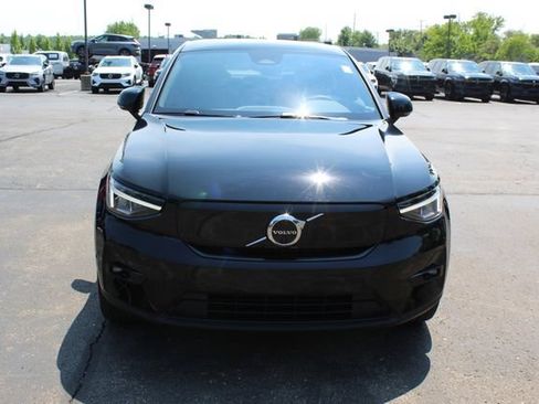 Certified 2023 Volvo C40 P8 Recharge Plus w/ Climate Package AWD/4WD image 9