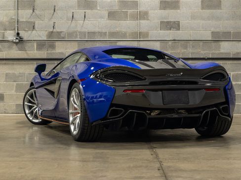Used 2019 McLaren 570S Coupe RWD image 7