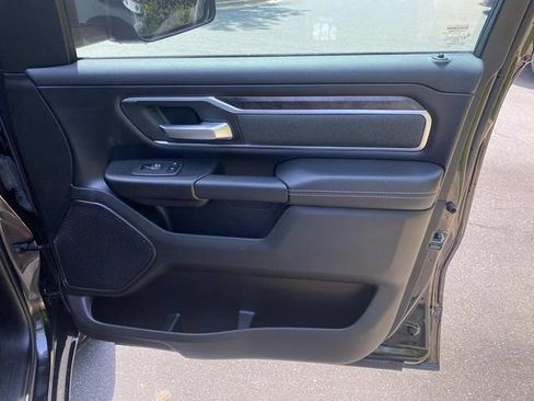 Used 2022 RAM 1500 Big Horn AWD/4WD image 35