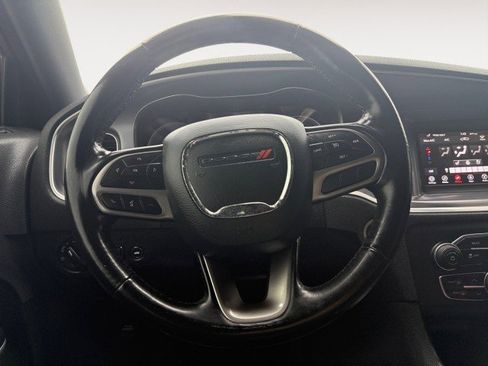 Used 2021 Dodge Charger SXT w/ Leather Interior Group image 10