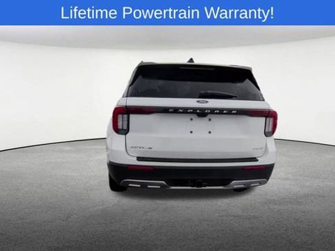 New 2026 Ford Explorer Active w/ Active Comfort Package image 8