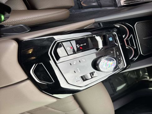 Certified 2026 BMW i5 eDrive40 w/ M Sport Package image 29