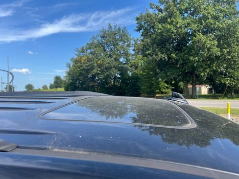 Used 2018 Chevrolet Tahoe LT AWD/4WD image 11