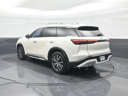 Used 2022 INFINITI QX60 Sensory w/ Cargo Package image 22