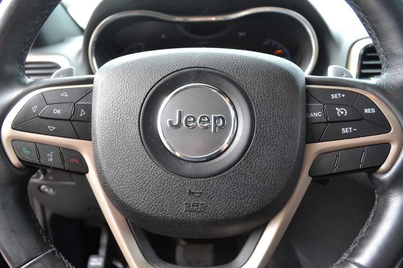 Used 2015 Jeep Grand Cherokee Limited AWD/4WD image 16