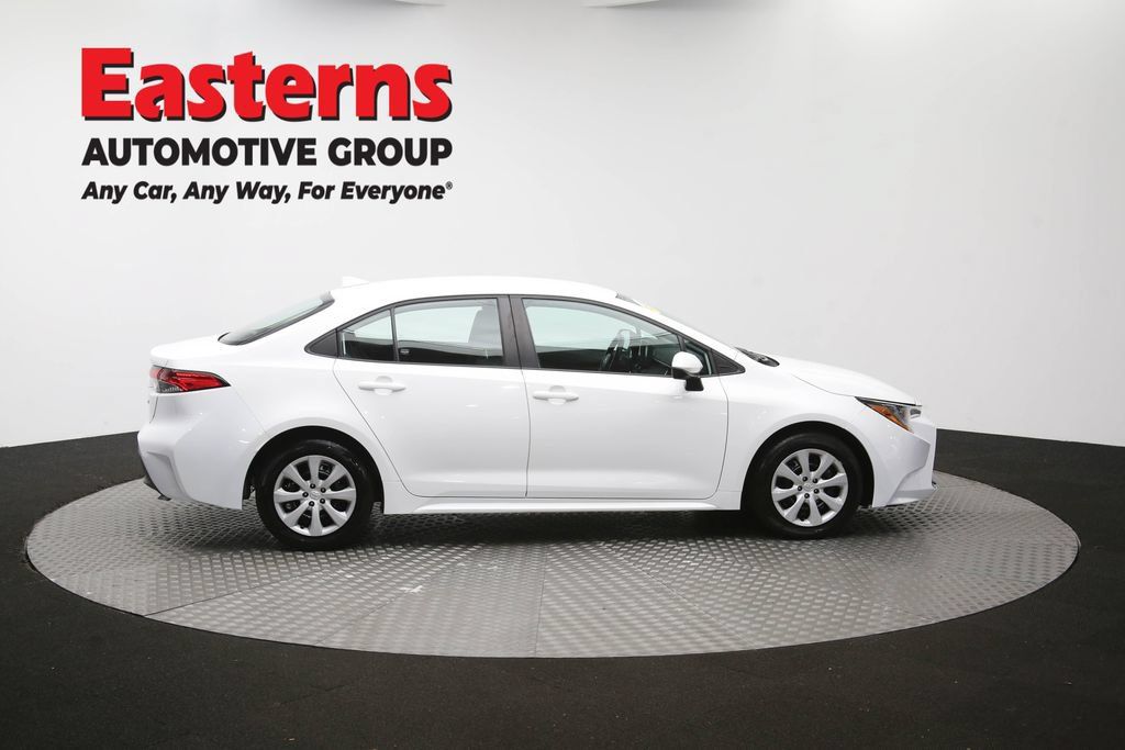 Used 2024 Toyota Corolla LE FWD image 43