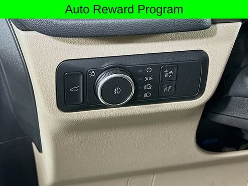 Certified 2022 Ford Escape Titanium w/ Class II Trailer Tow Package AWD/4WD image 15