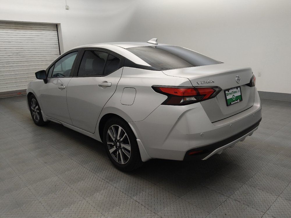 Used 2020 Nissan Versa SV FWD image 5