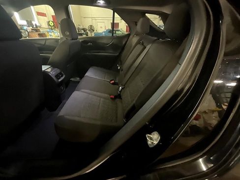 Used 2024 Chevrolet Equinox LT image 29