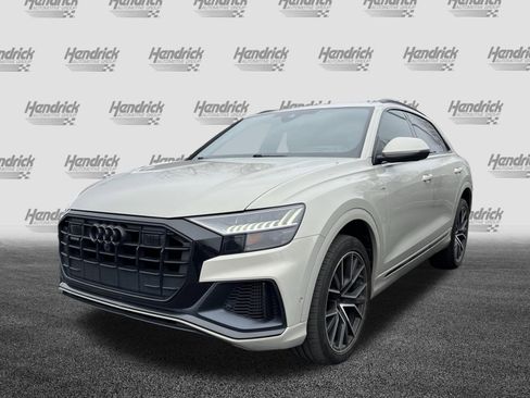Used 2022 Audi Q8 Prestige image 5