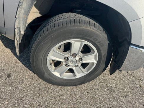 Used 2018 Toyota Tundra SR5 w/ SR5 Upgrade Package image 37