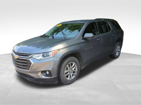 Used 2019 Chevrolet Traverse LT FWD image 1