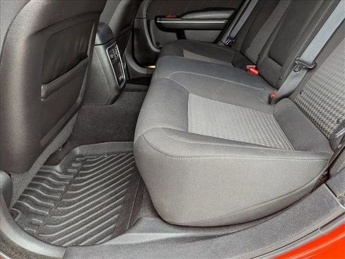 Used 2019 Dodge Charger R/T image 17